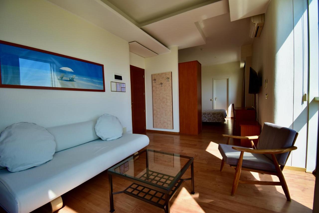Hotel Astor Lido di Classe Exterior foto