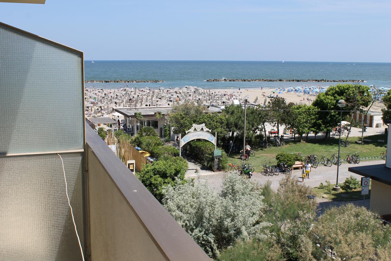 Hotel Astor Lido di Classe Exterior foto